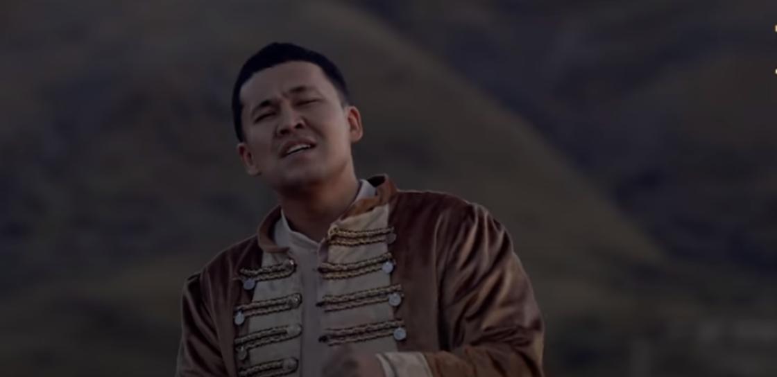 Кадр из клипа «Казак кызы» (2022)