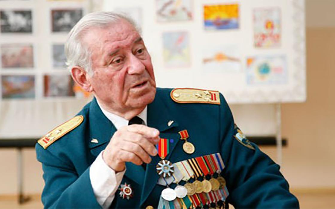 Известный писатель и ветеран ВОВ Леонид Гирш скончался в Алматы