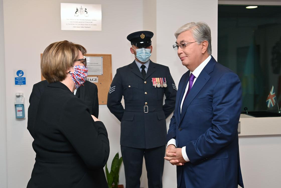 Касым-Жомарт Токаев в посольстве Великобритании в Казахстане