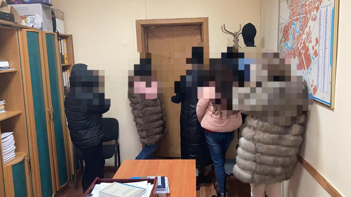 Задержанные проститутки в Атырау