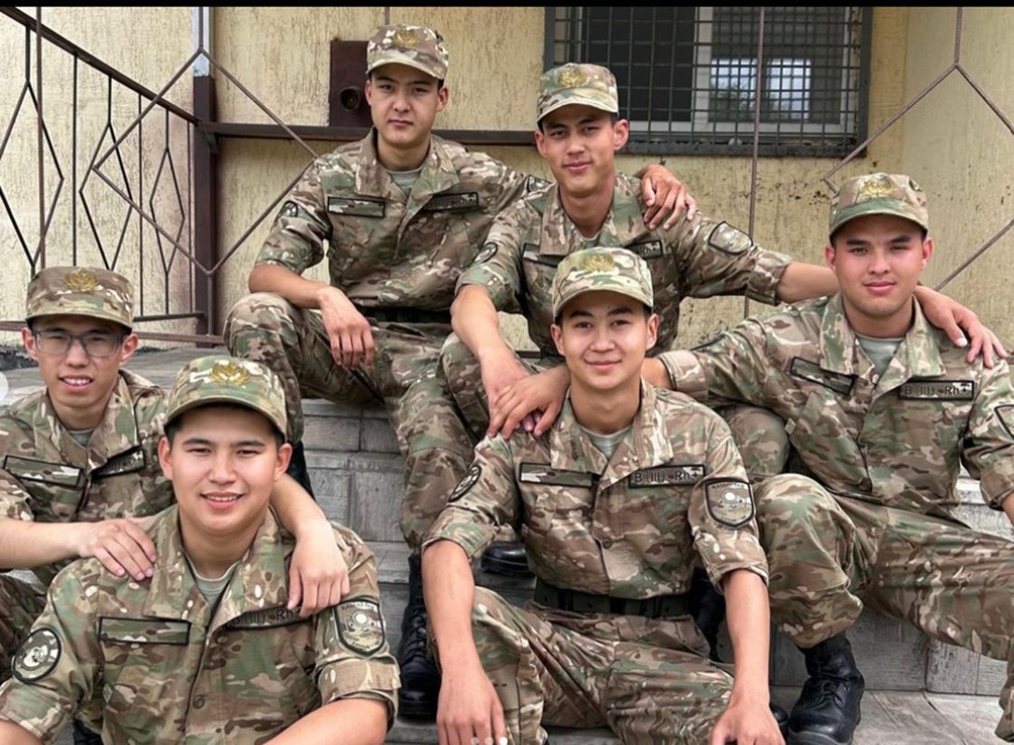 Сарбаздар Сарбаздар