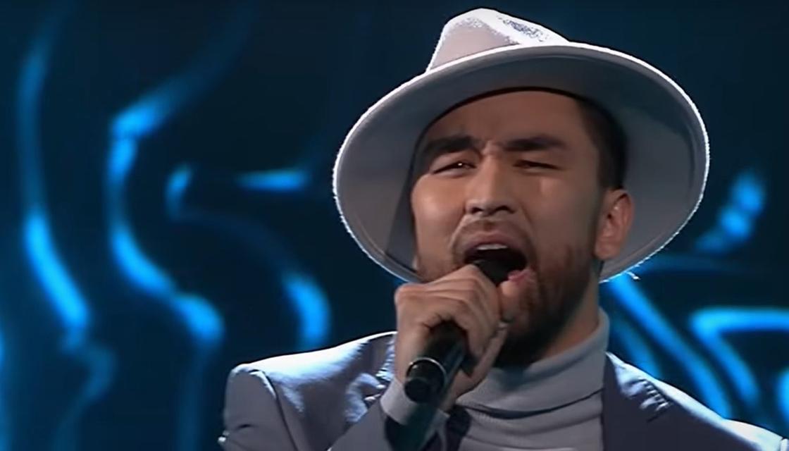Казахстанский певец Ернар Садирбаев (Amre)