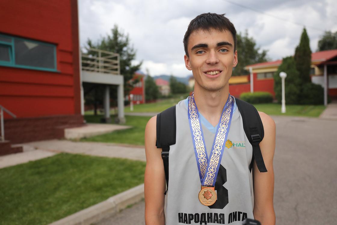 «Мой кумир – Кайри Ирвинг»: Чемпионат по баскетболу прошел в Алматы