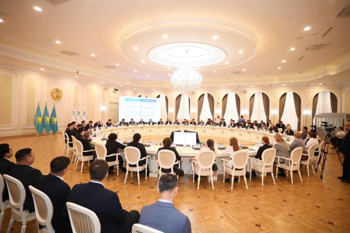 Участники форума в Мангистау