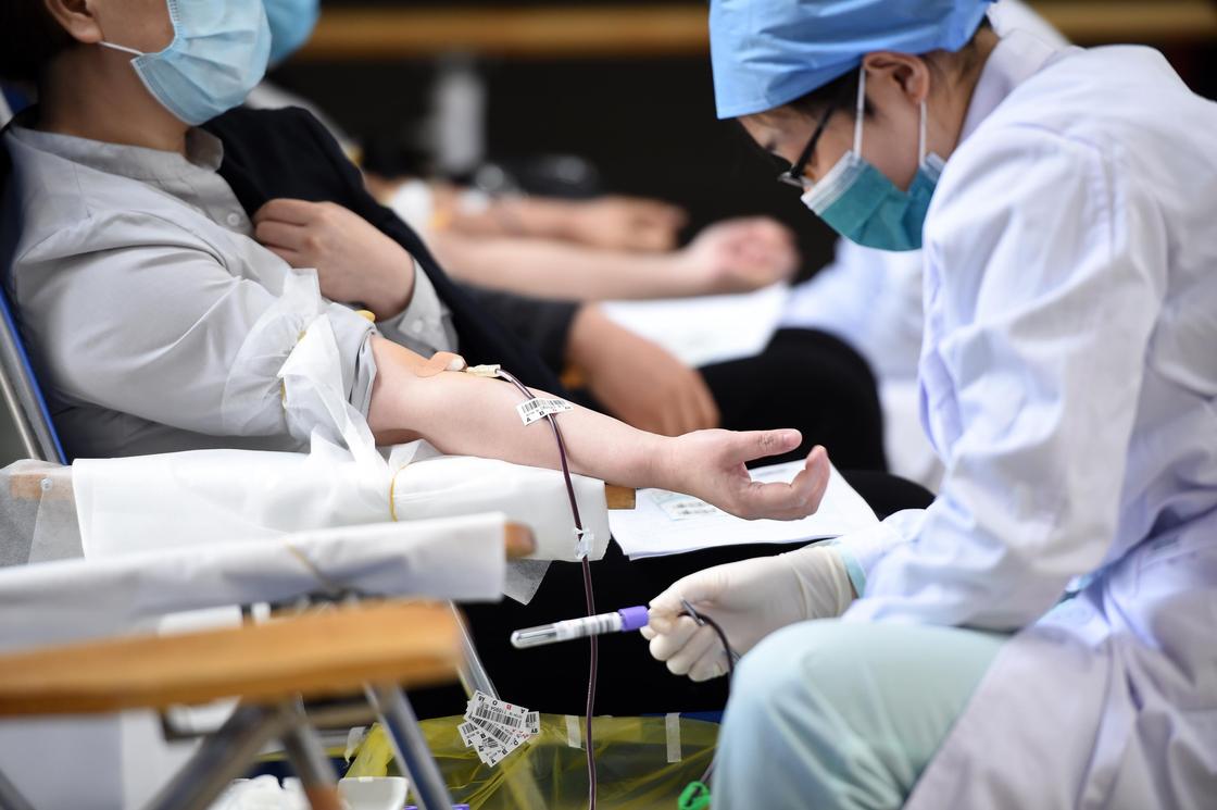 Китайские медики подробно описали симптомы коронавирусной инфекции по дням