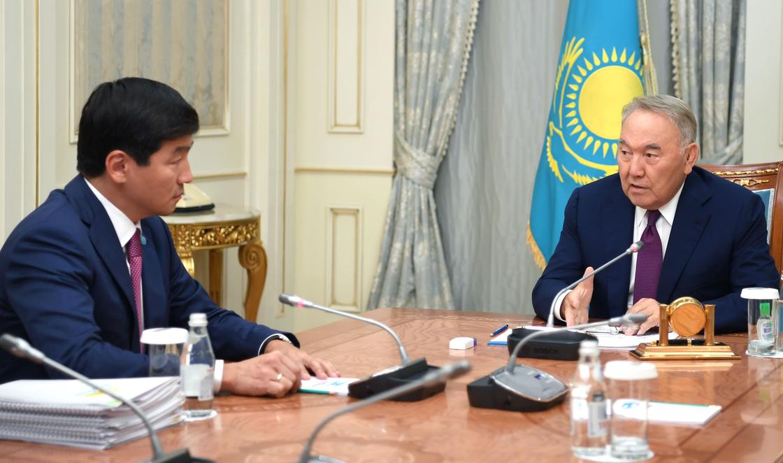 Назарбаев и Байбек обсудили "перезагрузку" Nur Otan