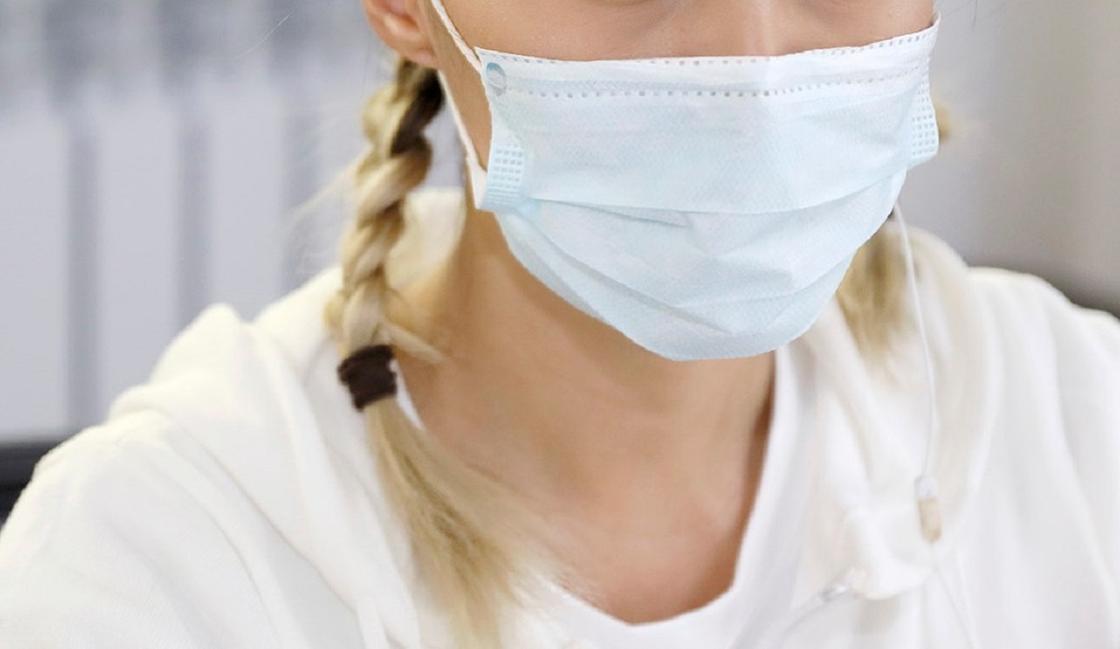 Почти 170 тысяч медицинских масок пытались вывезти из Казахстана