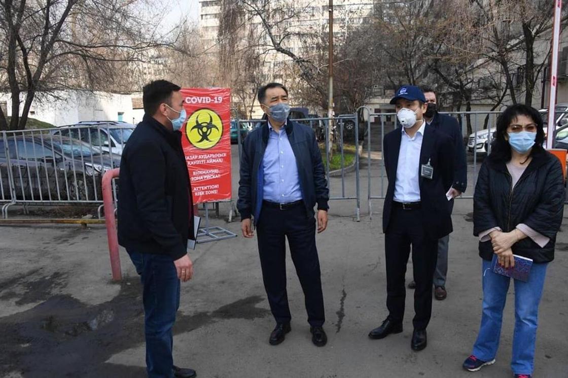 Сагинтаев напомнил о продлении нерабочего режима в Алматы Сагинтаев напомнил о продлении нерабочего режима в Алматы