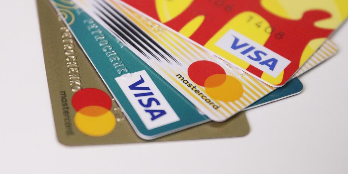 Кредитная карта или кредит: что выгоднее?