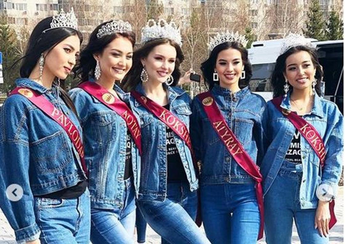 Финалистки "Мисс Казахстан" устроили фотосессию на улицах Нур-Султана