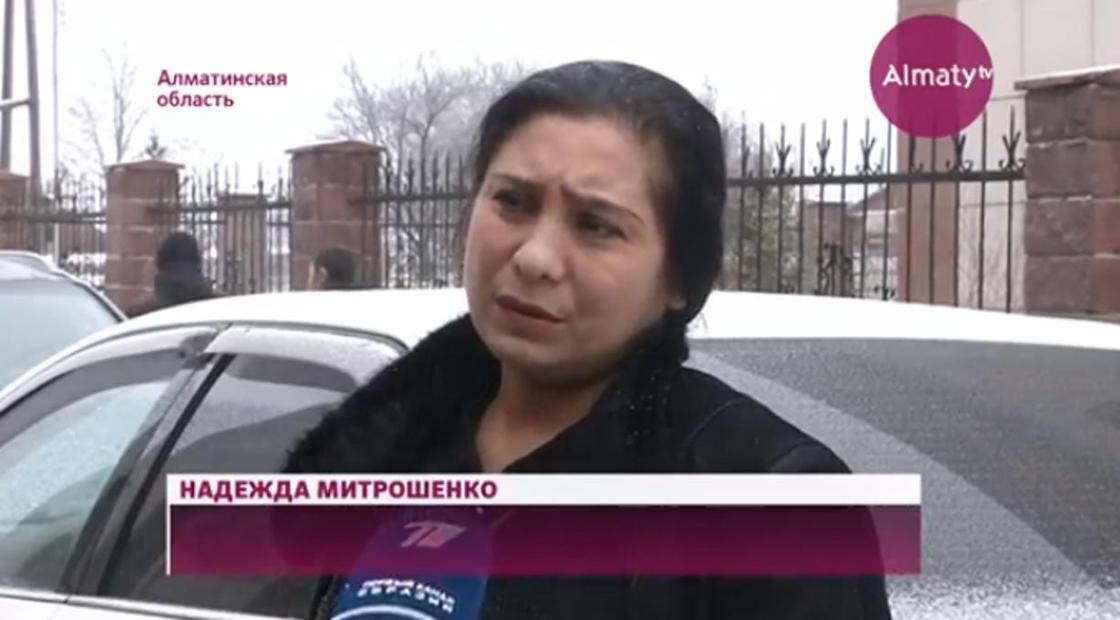Матери школьника, напавшей на учительницу в Алматинской области, вынесли приговор