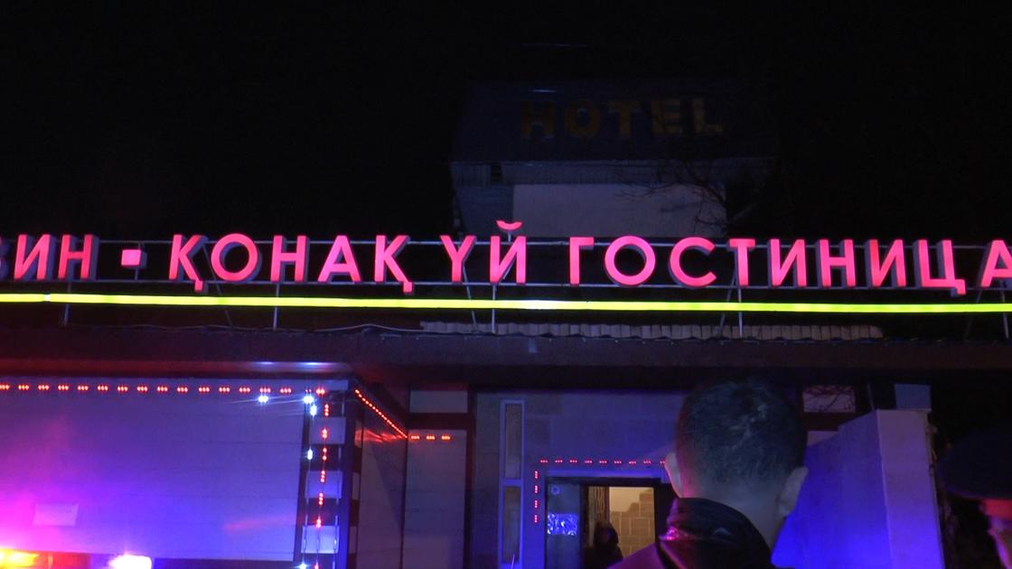 Свыше 35 проституток обнаружены в гостиницах Алматы (фото)