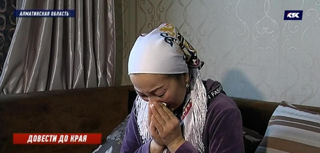 Самоубийство 21-летней девушки потрясло жителей Алматинской области