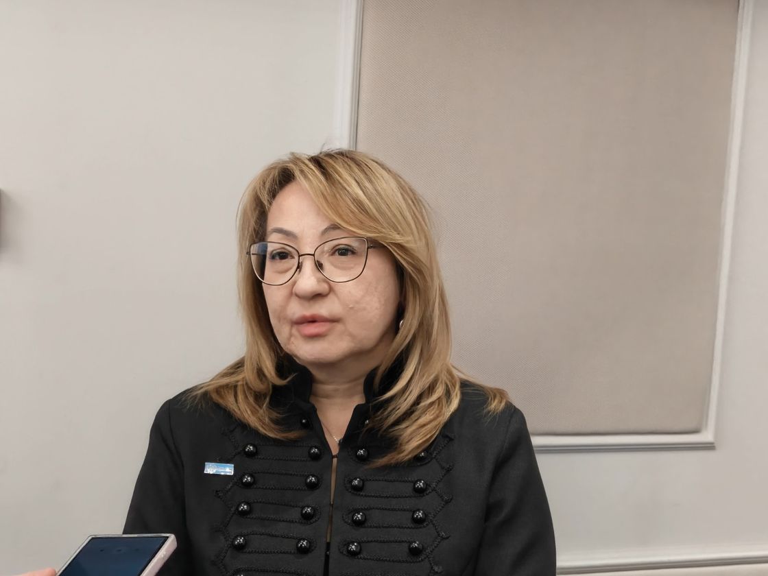 Лаура Утемисова
