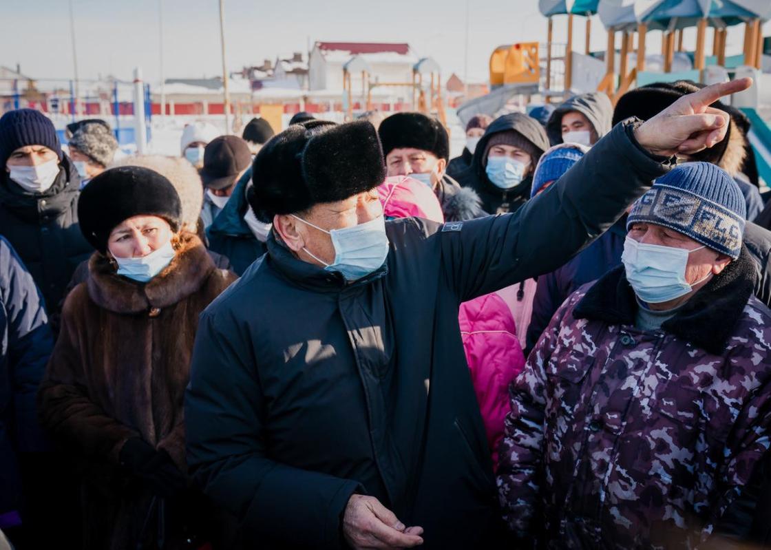 Алтай Кульгинов встретился с жителями ЖМ Уркер