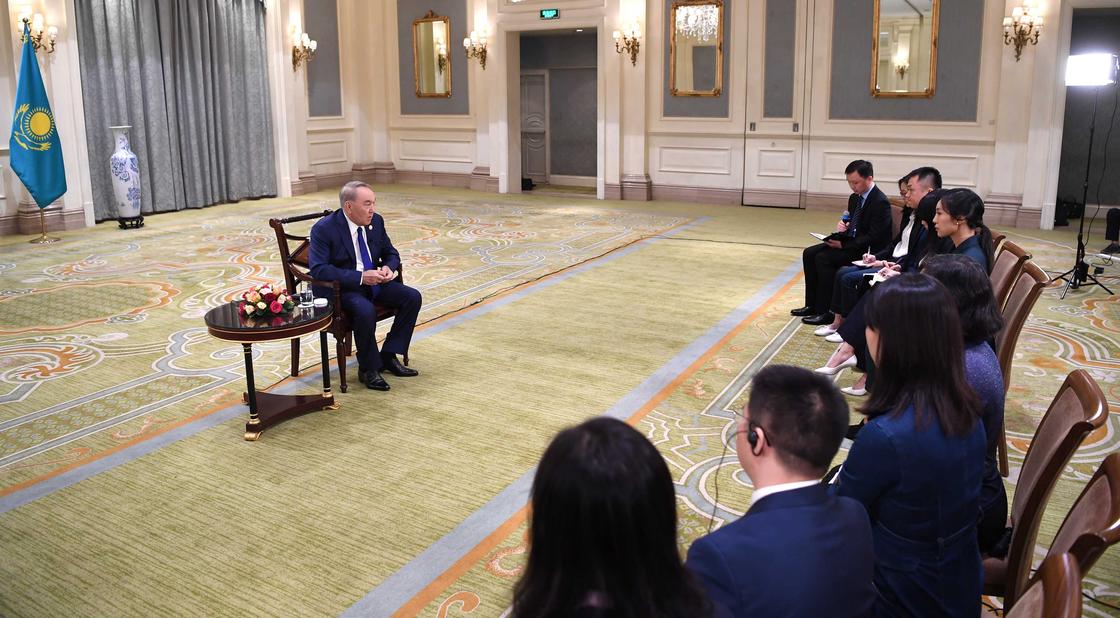 Назарбаев ответил на вопросы китайских журналистов
