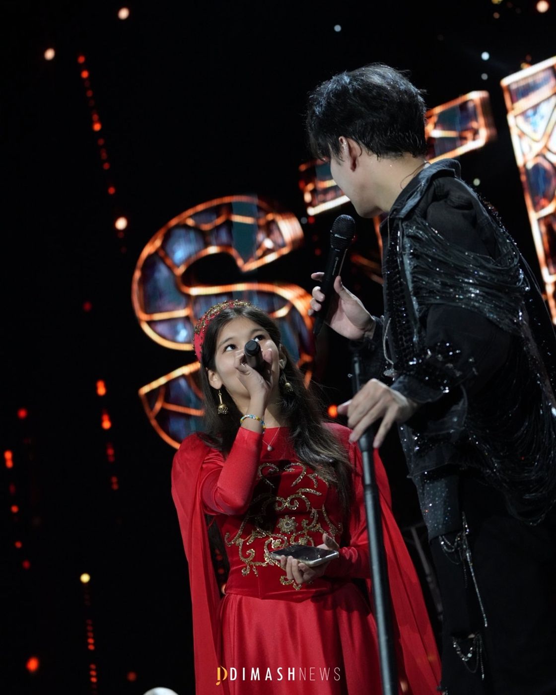 Димаш пен Жанель Али