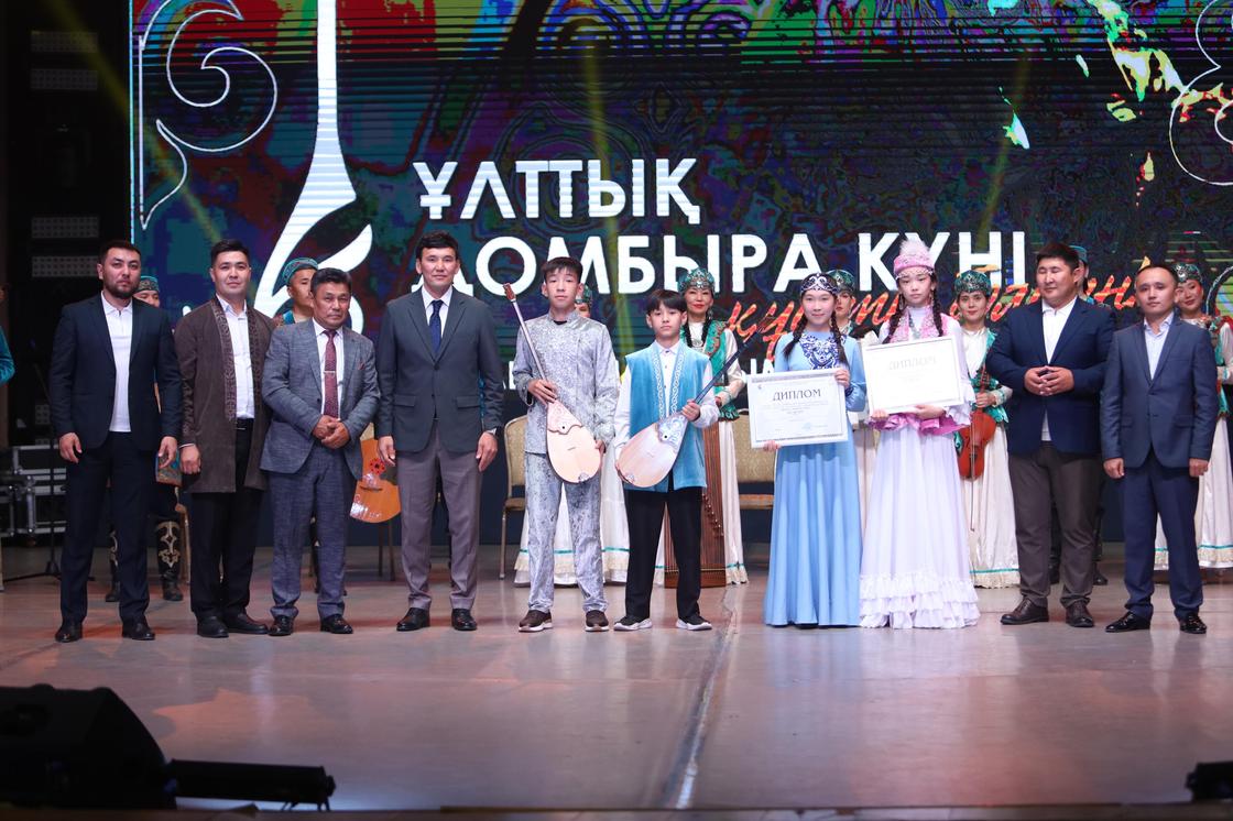 Празднование Национального дня домбры в СКО Празднование Национального дня домбры в СКО