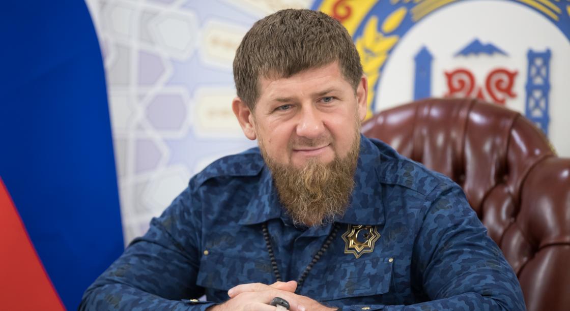 "Я что, не человек": Кадыров прокомментировал слухи о заражении КВИ