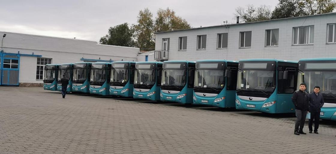 Новые автобусы и электронную систему билетирования запустят в Караганде