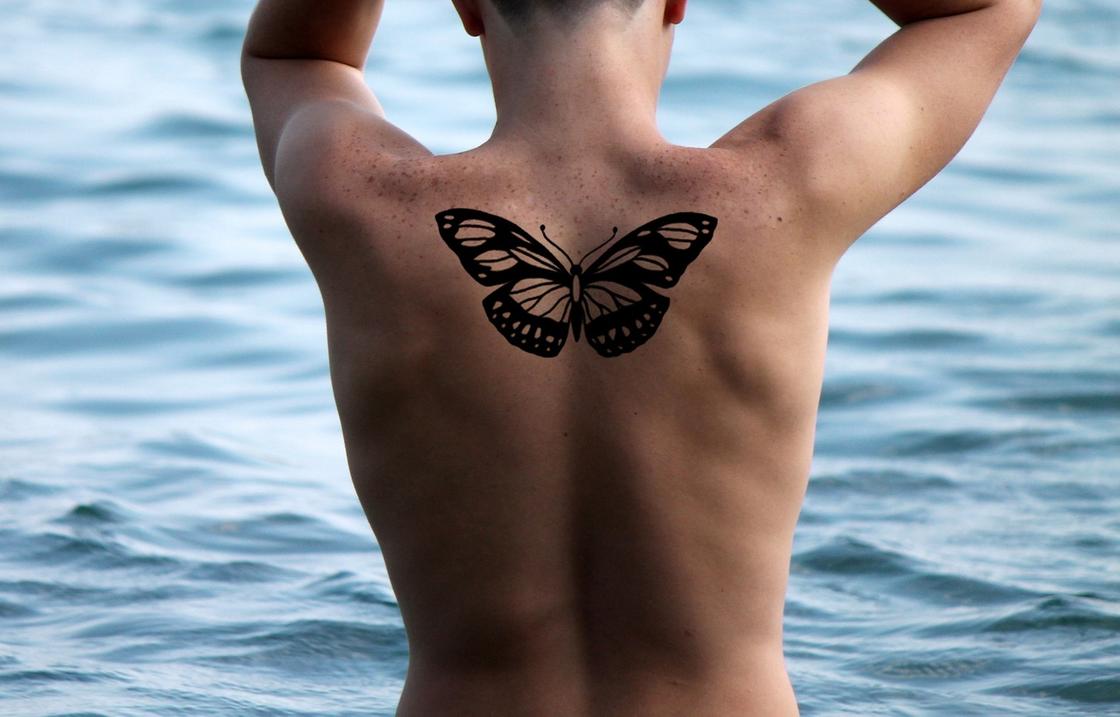 Что означает тату бабочка у девушки и где ее лучше располагать