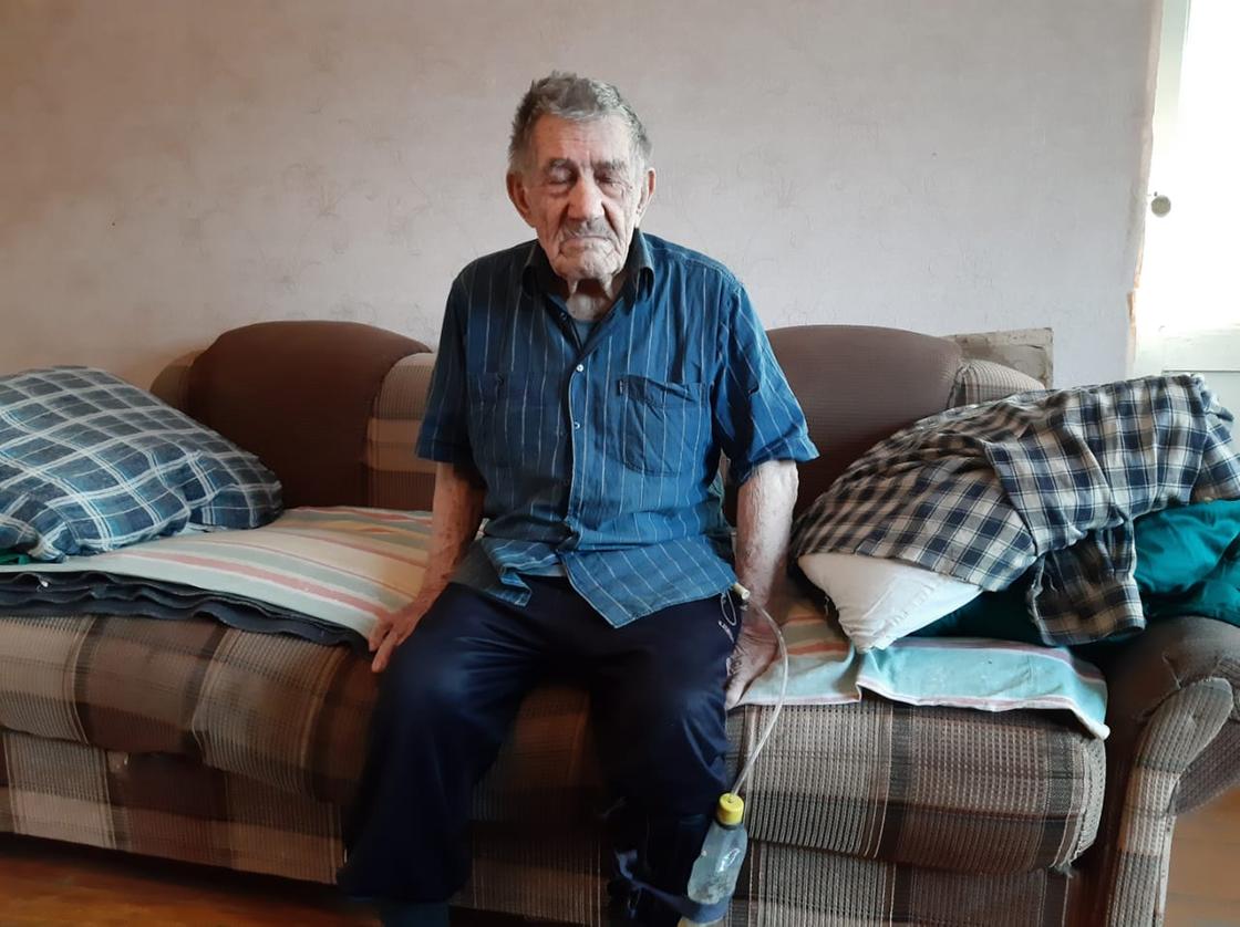 94-летний ветеран ВОВ живет в сложных условиях в Уральске