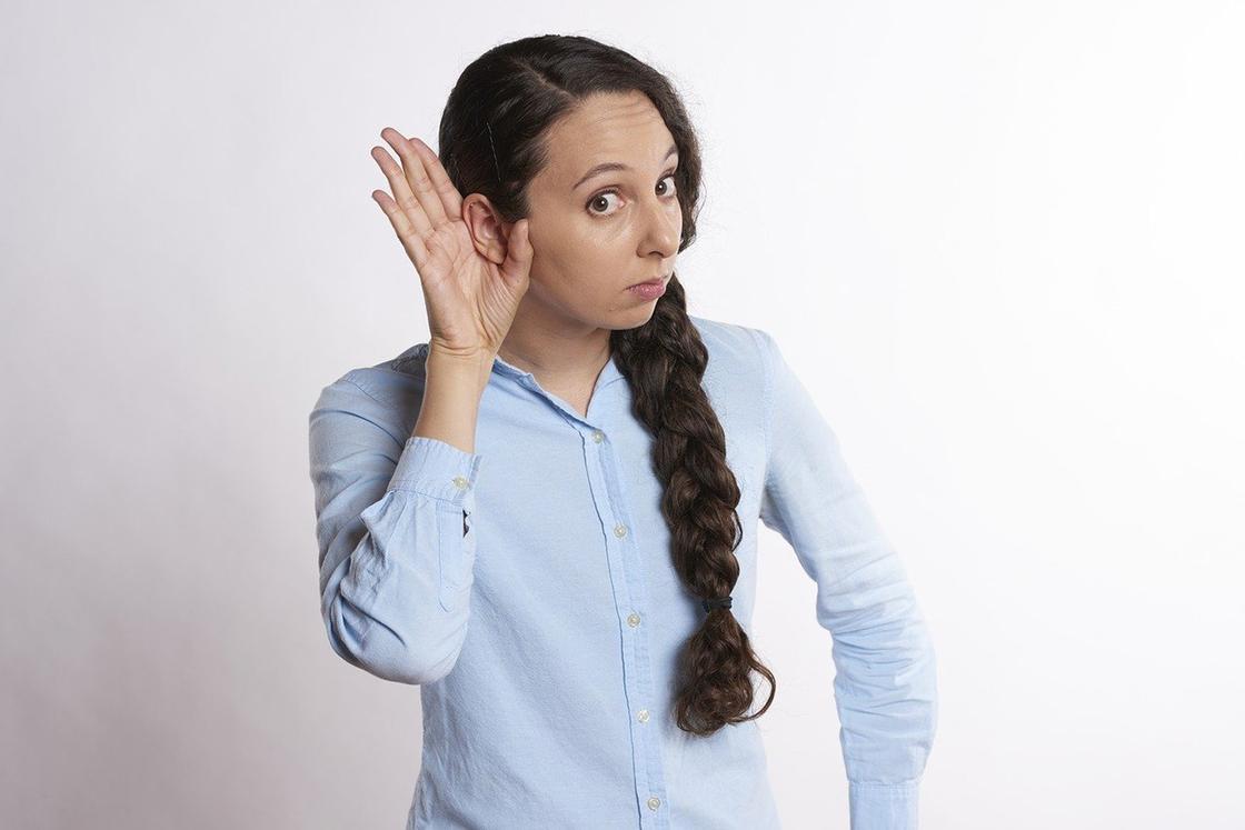 Воспаление среднего уха у взрослых: как проявляется – симптомы, и как лечить в домашних условиях