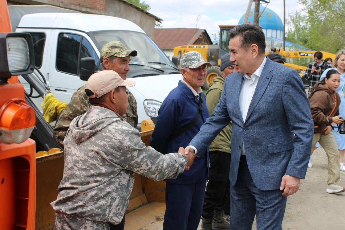 Нурымбет Сактаганов в районе Самар Нурымбет Сактаганов в районе Самар