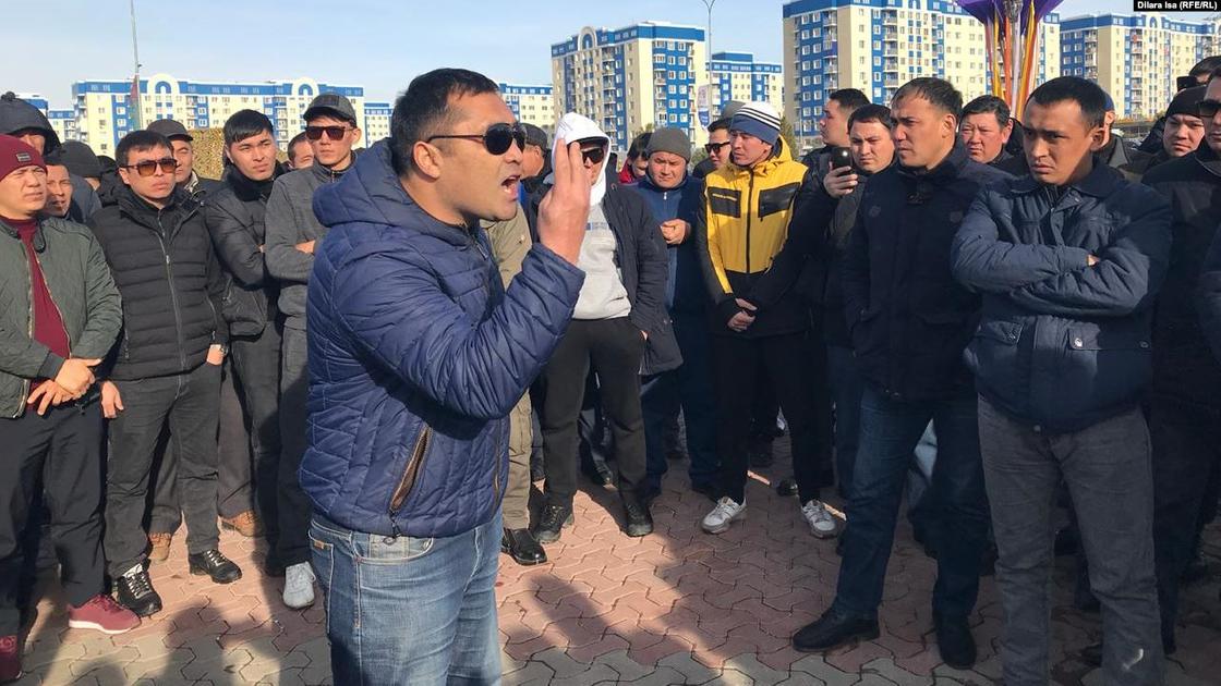 В Казахстане растет резерв протестной массы, считает политолог