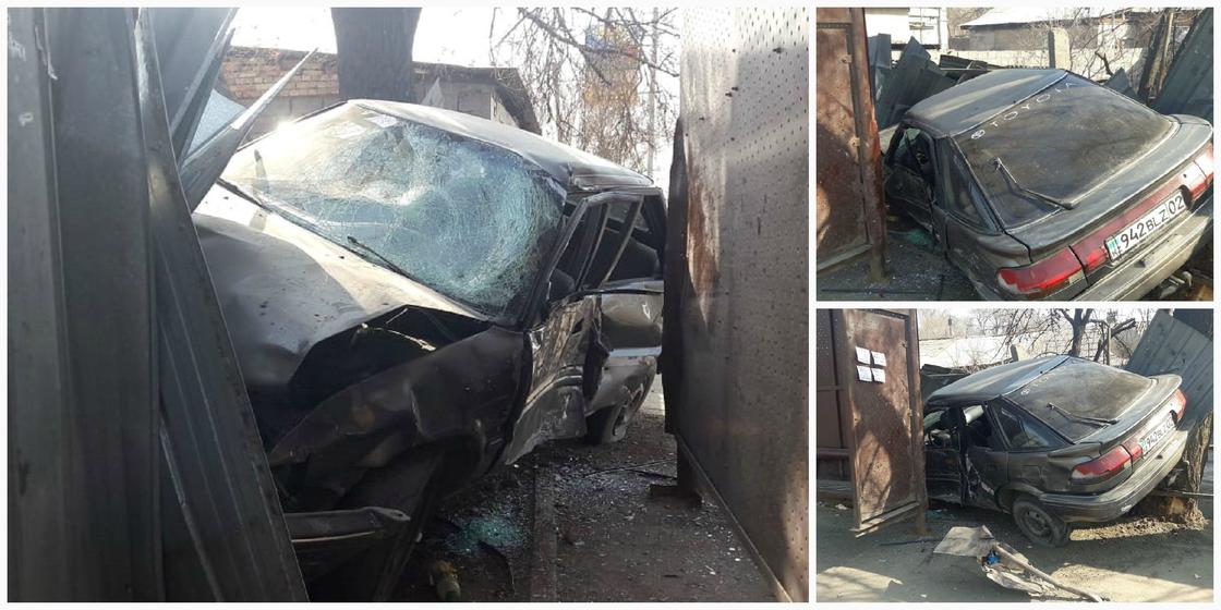 Toyota врезалась в остановку в Алматы: погибла девушка (фото) Toyota врезалась в остановку в Алматы: погибла девушка (фото)