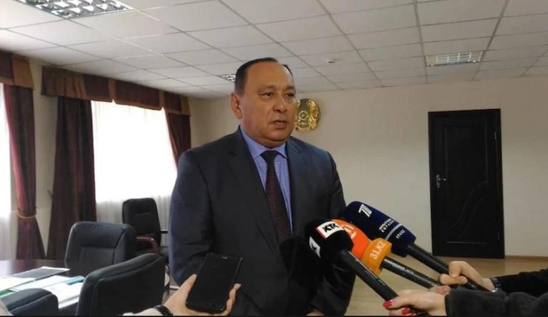 Глава облздрава признался в получении взятки в Павлодарской области