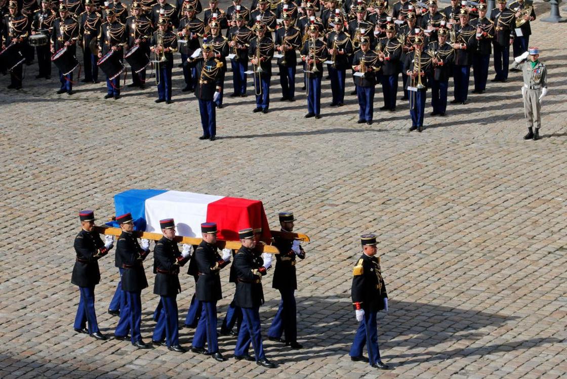 Похороны Жака Ширака: в Париж прибыли шейхи и президенты, включая Путина