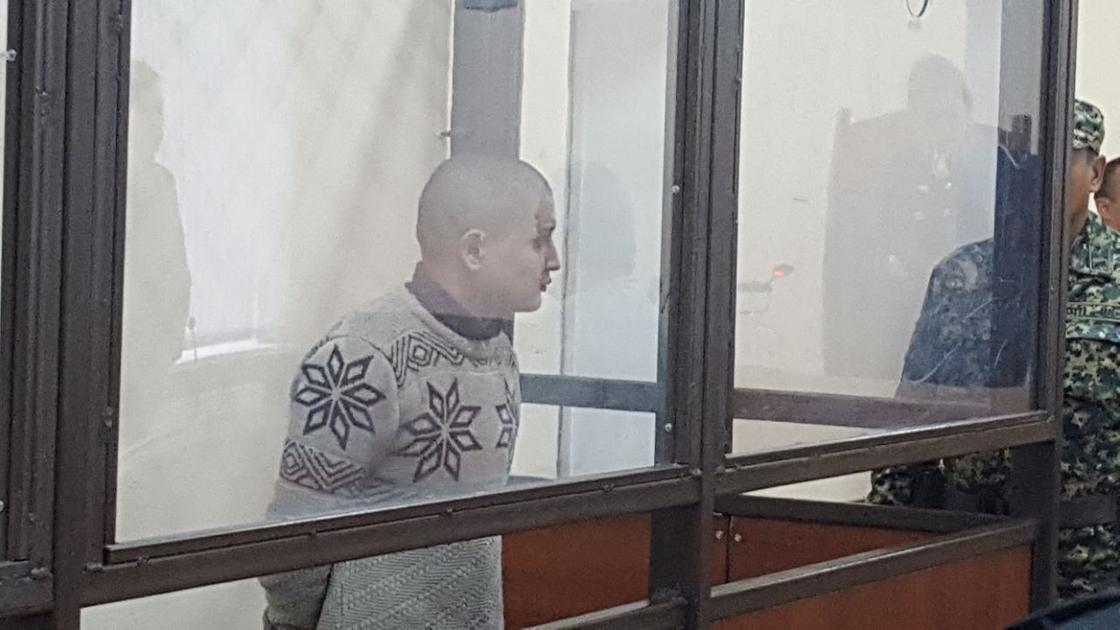Парню дали 11 лет за групповое изнасилование бывшей девушки в Нур-Султане Парню дали 11 лет за групповое изнасилование бывшей девушки в Нур-Султане