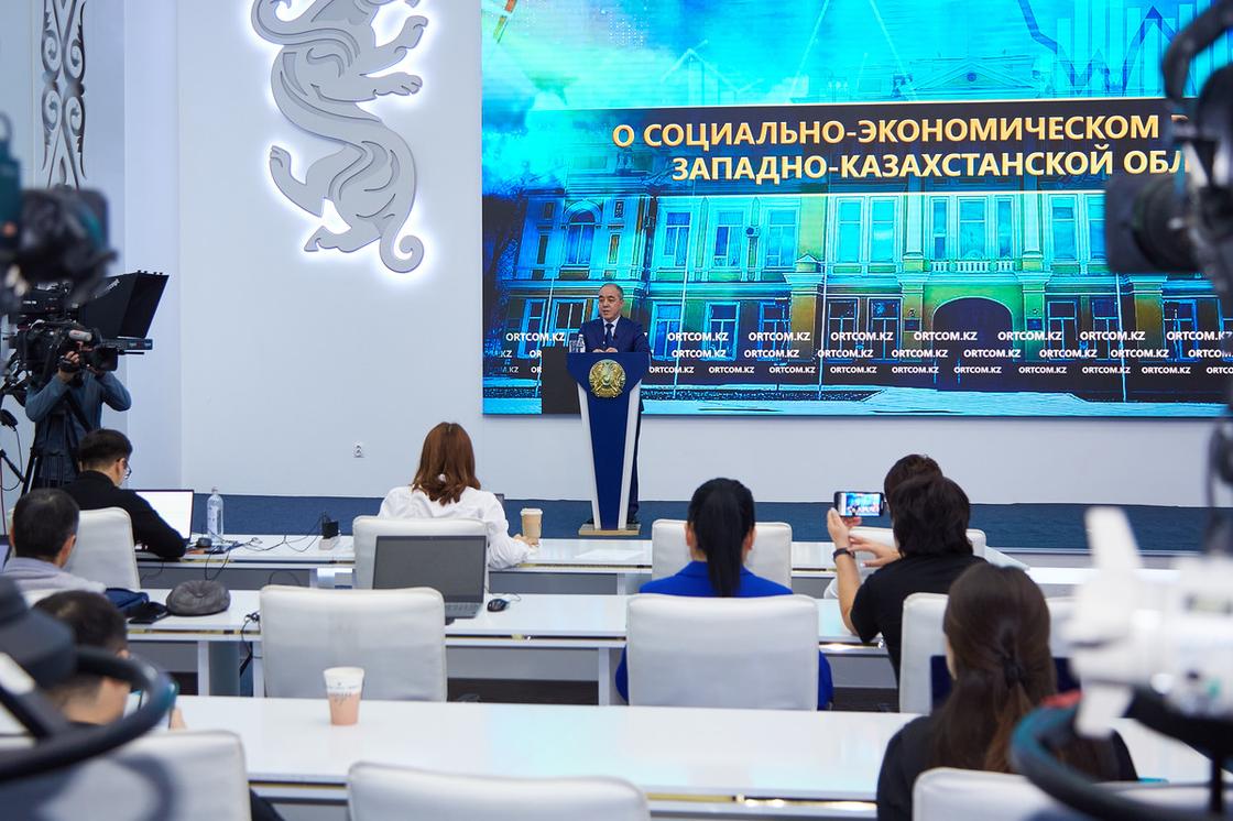 Нариман Төреғалиев Орталық коммуникациялар қызметінің ақпараттық алаңында