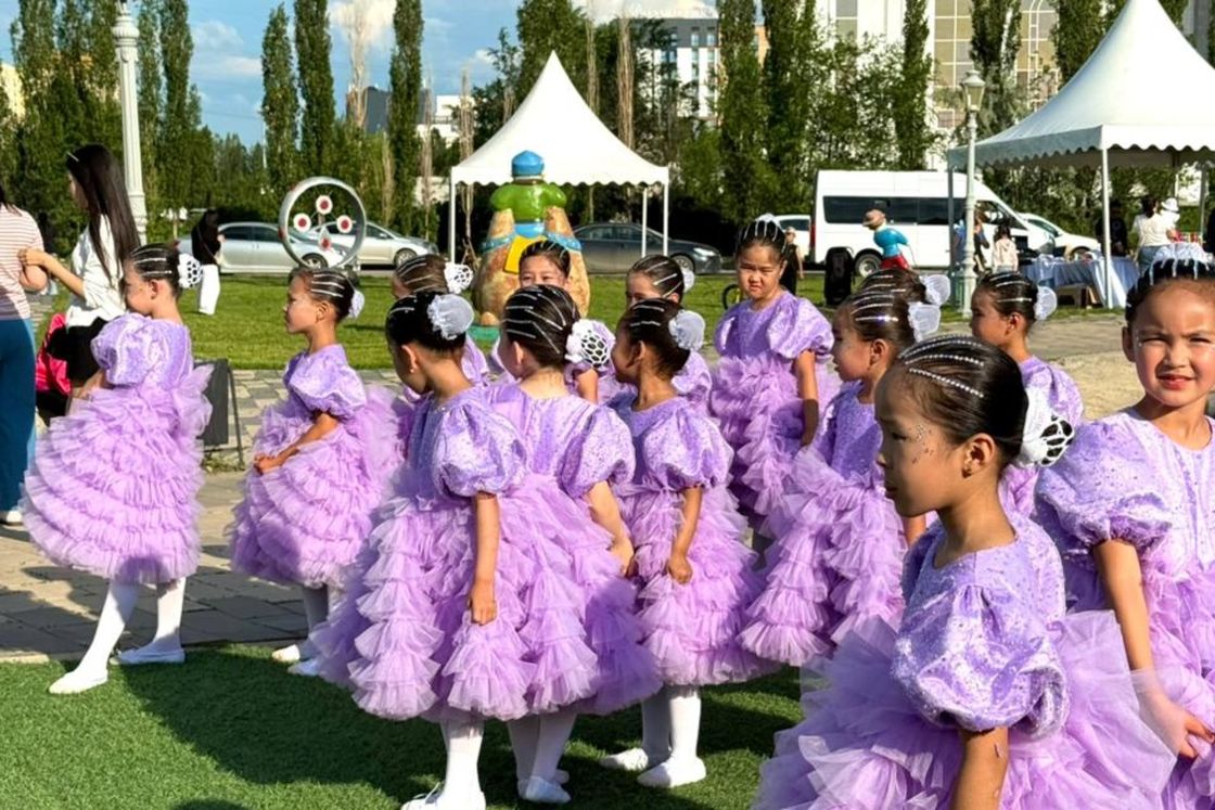 Әкелер күніне арналған мерекелік кеш
