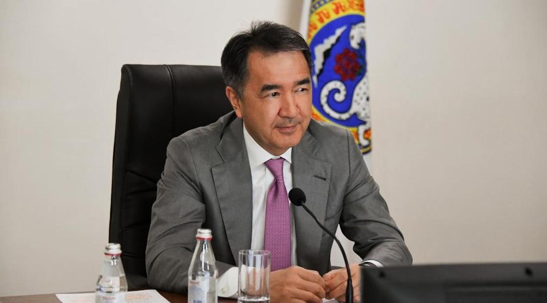 Сагинтаев: За оставленные без внимания обращения алматинцев ответственность будут нести первые руководители