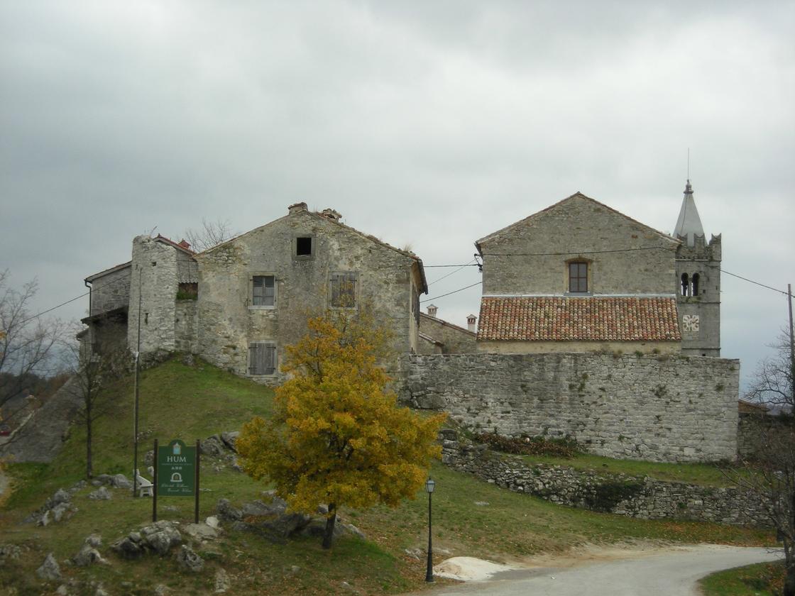 Каменная крепость