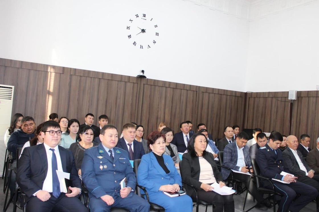 Тараздағы отырыс Тараздағы отырыс