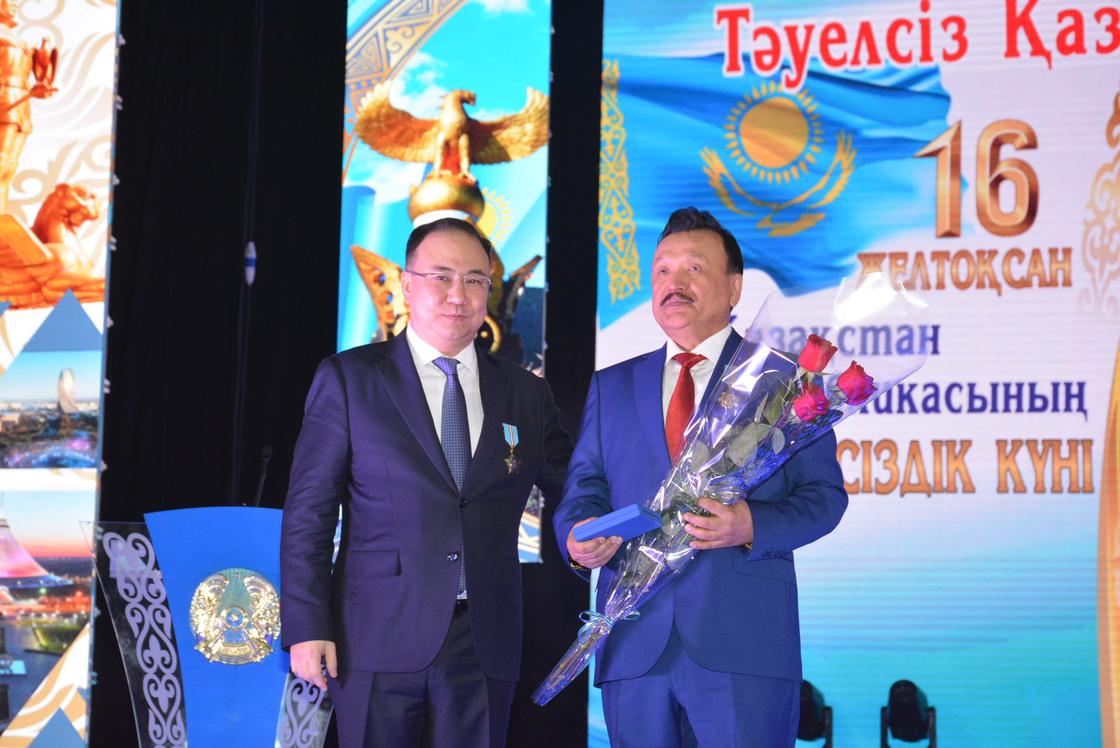 В Акмолинской области прошло торжественное собрание, посвященное Дню Независимости Казахстана