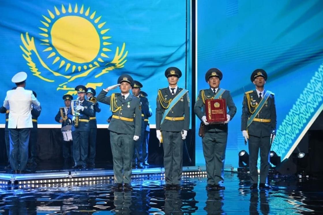 Торжественное мероприятие ко Дню Конституции