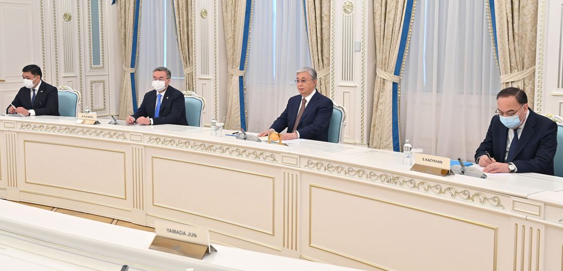 Касым-Жомарт Токаев и представители Казахстана