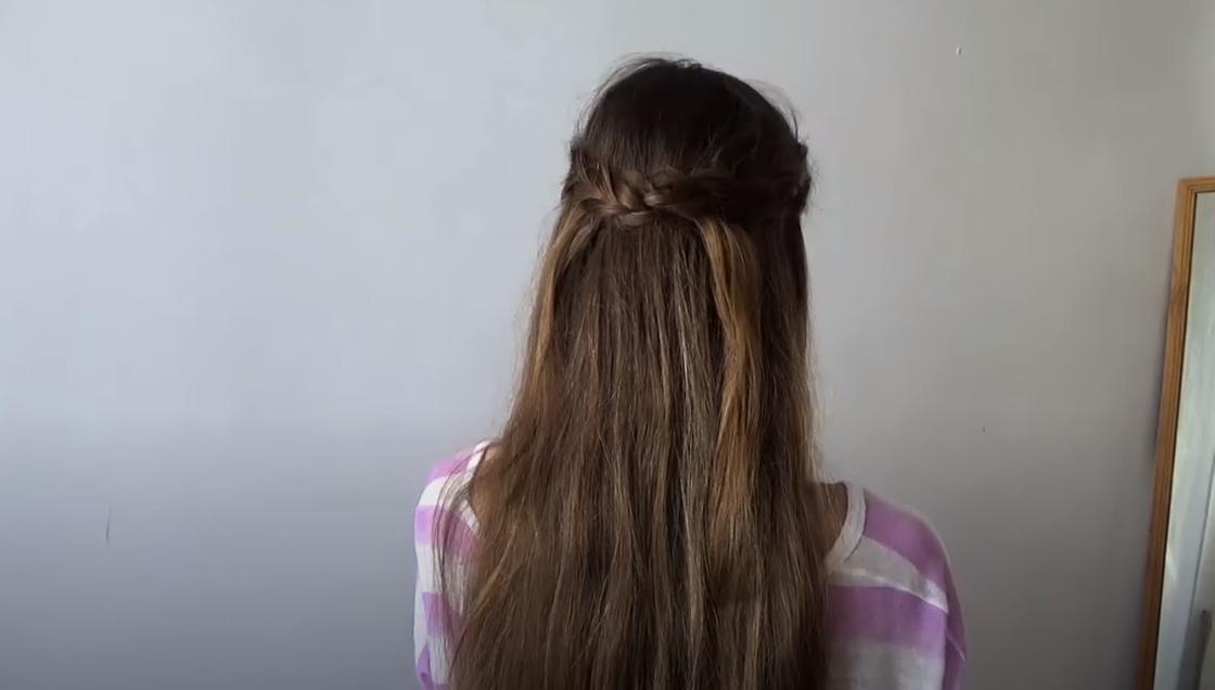 прическа на длинные волосы с косами