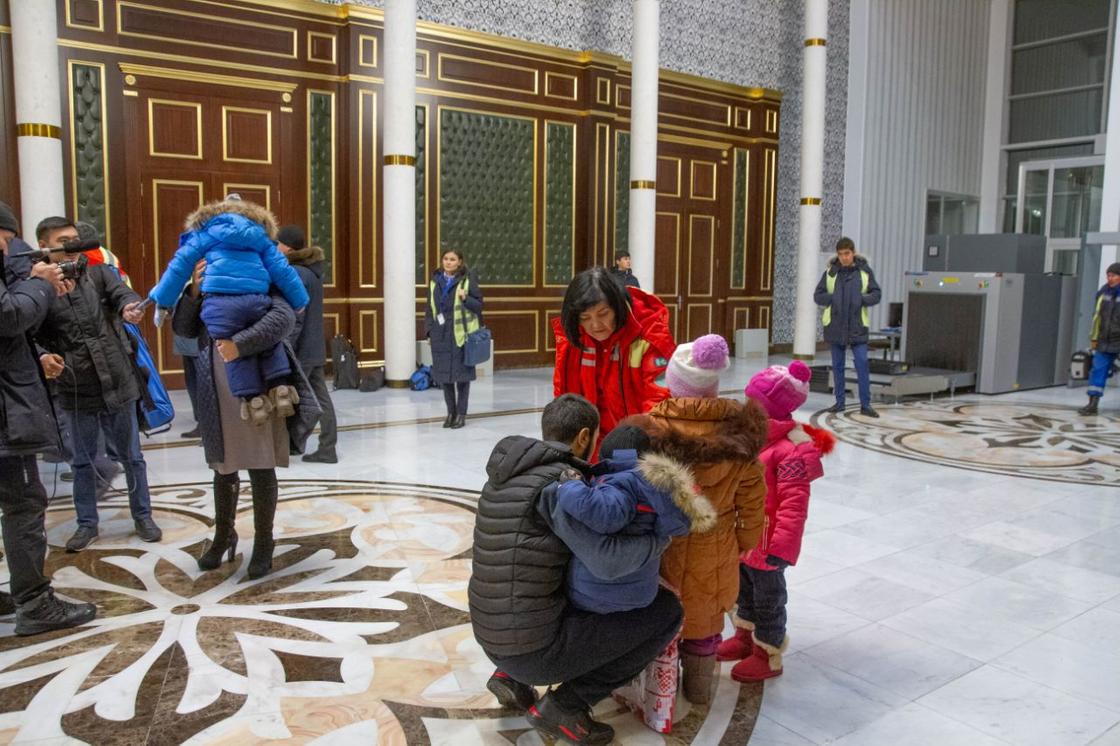 "Детям не место на войне": Аружан Саин о возвращении юных казахстанцев из Ирака