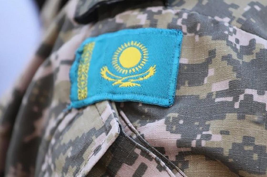 Два военных медика скончались от коронавируса в Казахстане