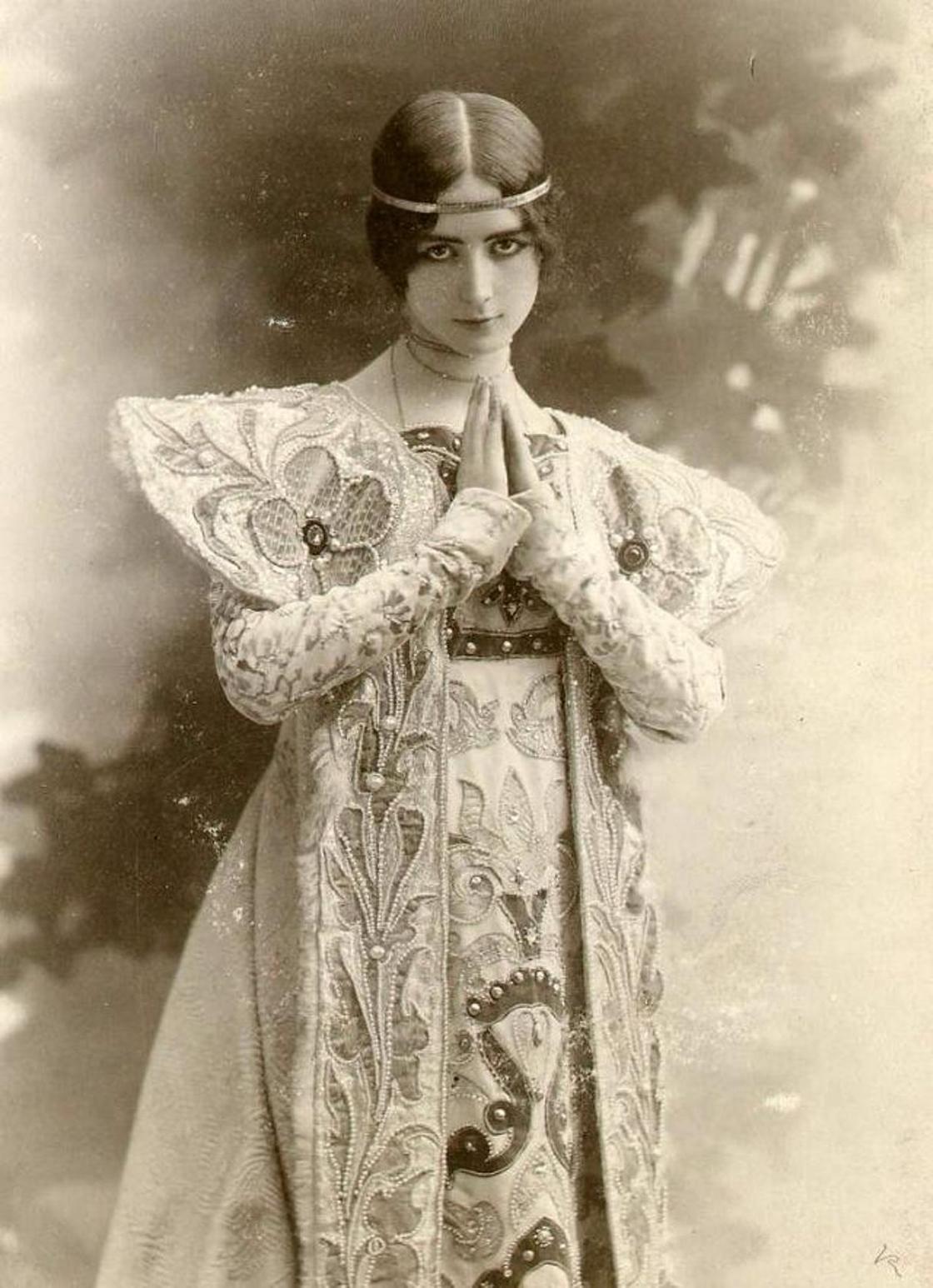 8 фотографий Клеопатры Дианы де Мерод - самой красивой девушки XIX века