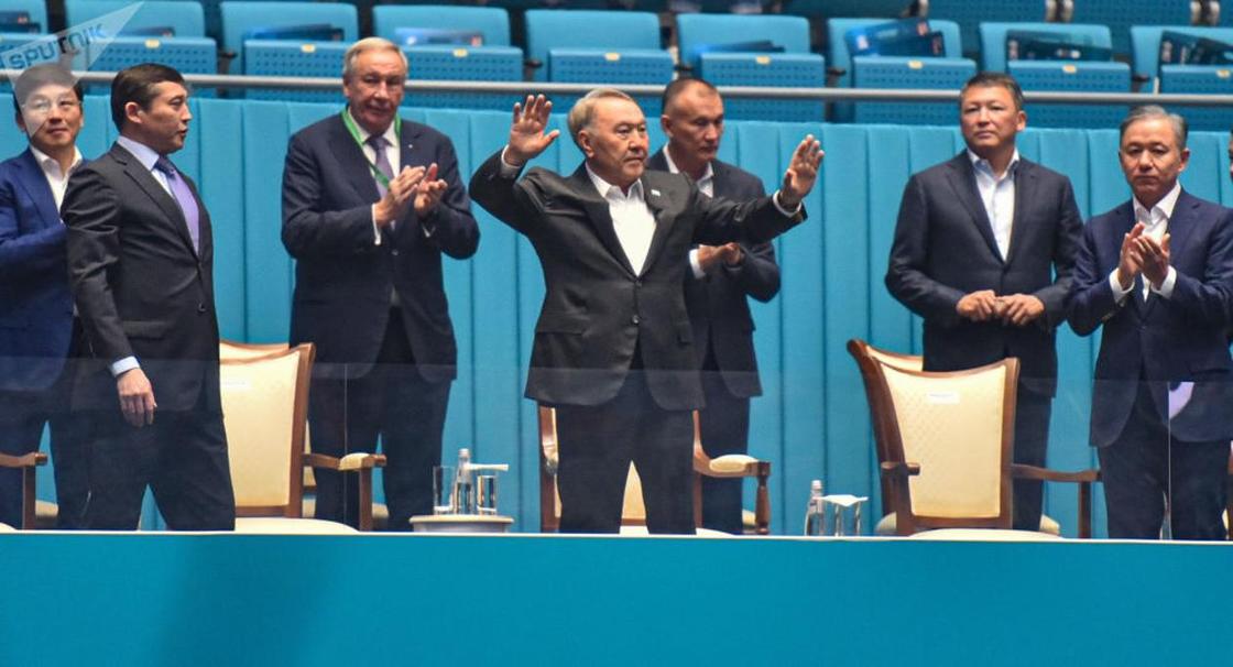 Назарбаев приехал на теннисный матч Джоковича и Надаля