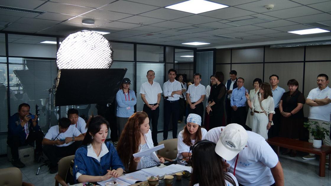 Телехикая ұжымы