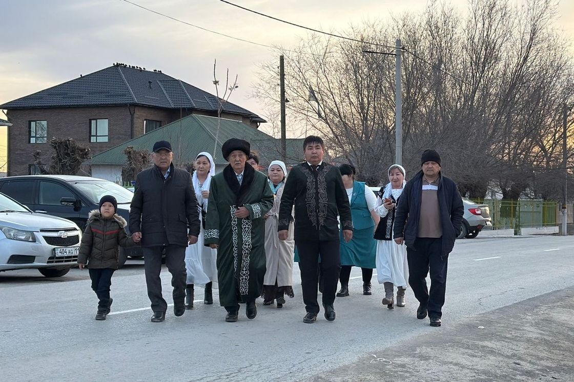 дауыс берушілер