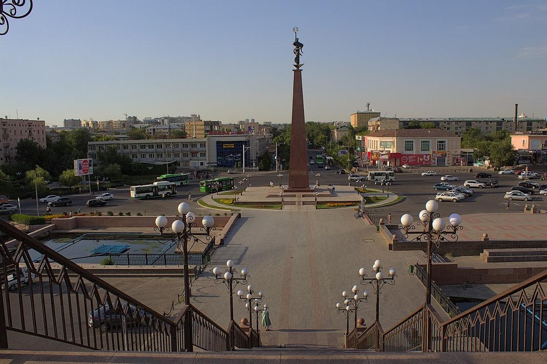 Площадь Ордабасы в Шымкенте
