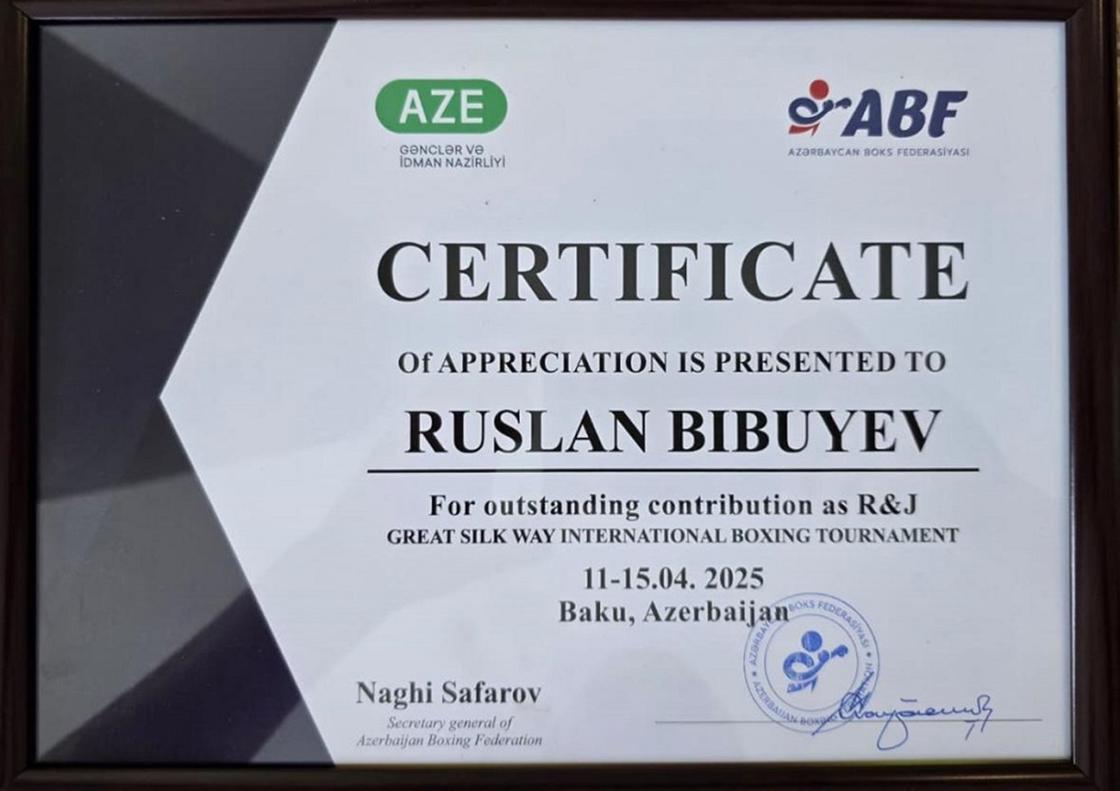 Руслан Бибуевке берілген үздік төреші сертификаты Руслан Бибуевке берілген үздік төреші сертификаты